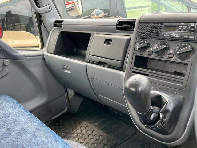 三菱ふそうキャンターガッツ平ボディ|中古トラックの販売・買取・査定のアイナビ