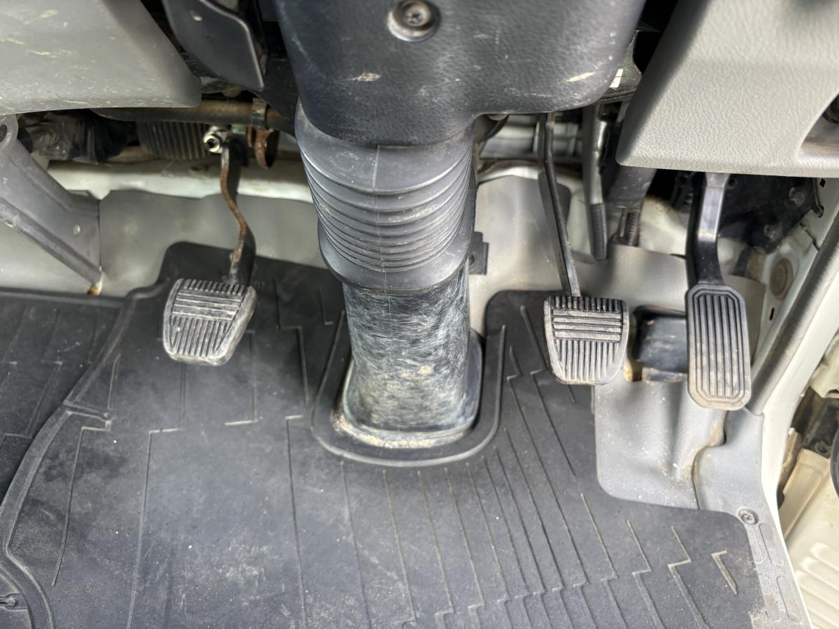 H24 デュトロ 3tダンプ|中古トラックの販売・買取・査定のアイナビ