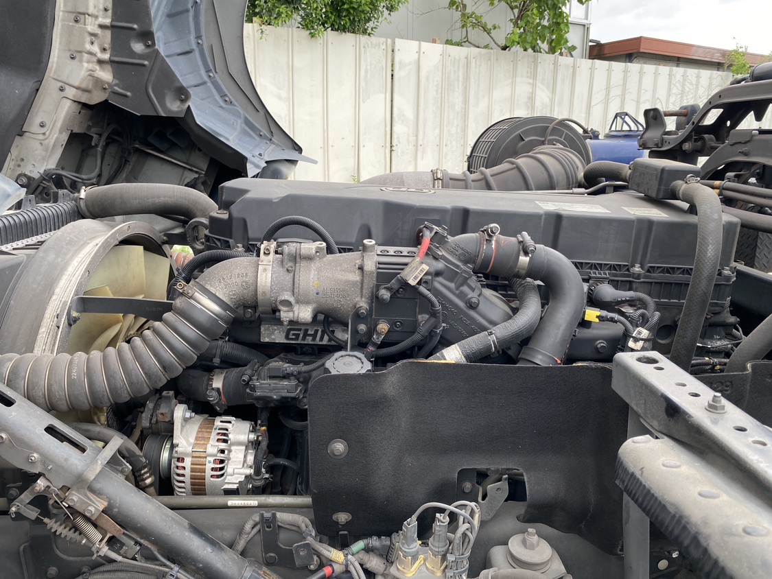 H30年式460馬力ハイルーフトラクタ、車検付|中古トラックの販売・買取・査定のアイナビ