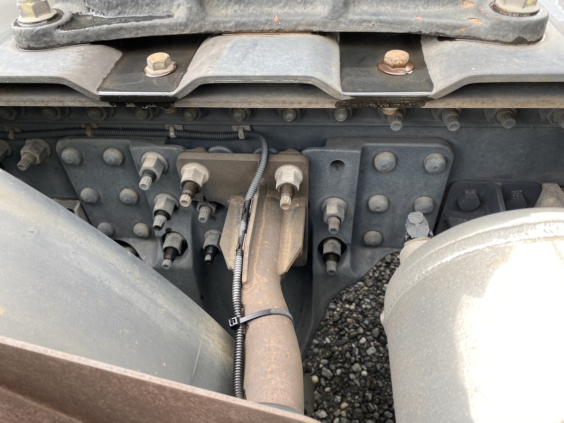 H30年式460馬力ハイルーフトラクタ、車検付|中古トラックの販売・買取・査定のアイナビ