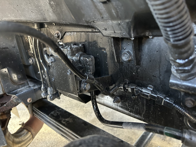 【第五輪荷重11.5t】いすゞギガ/メッキパーツ/ブラック|中古トラックの販売・買取・査定のアイナビ