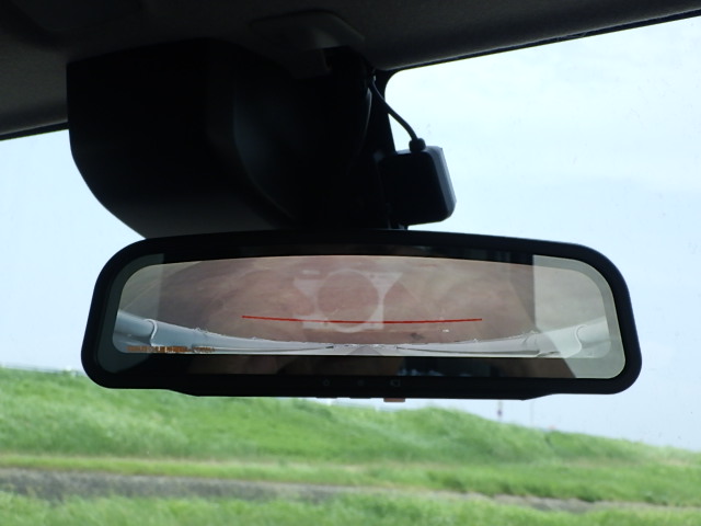 日野 令和6年式 冷凍バン 格納ゲート付き|中古トラックの販売・買取・査定のアイナビ