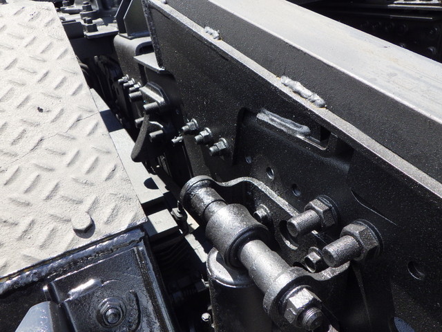 日野2DG-SS1EKHAダブルヘッド第五輪荷重18t|中古トラックの販売・買取・査定のアイナビ