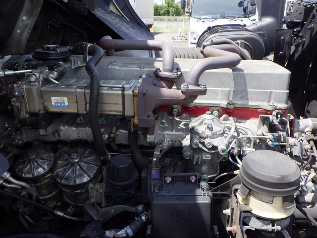 日野2DG-SS1EKHAダブルヘッド第五輪荷重18t|中古トラックの販売・買取・査定のアイナビ