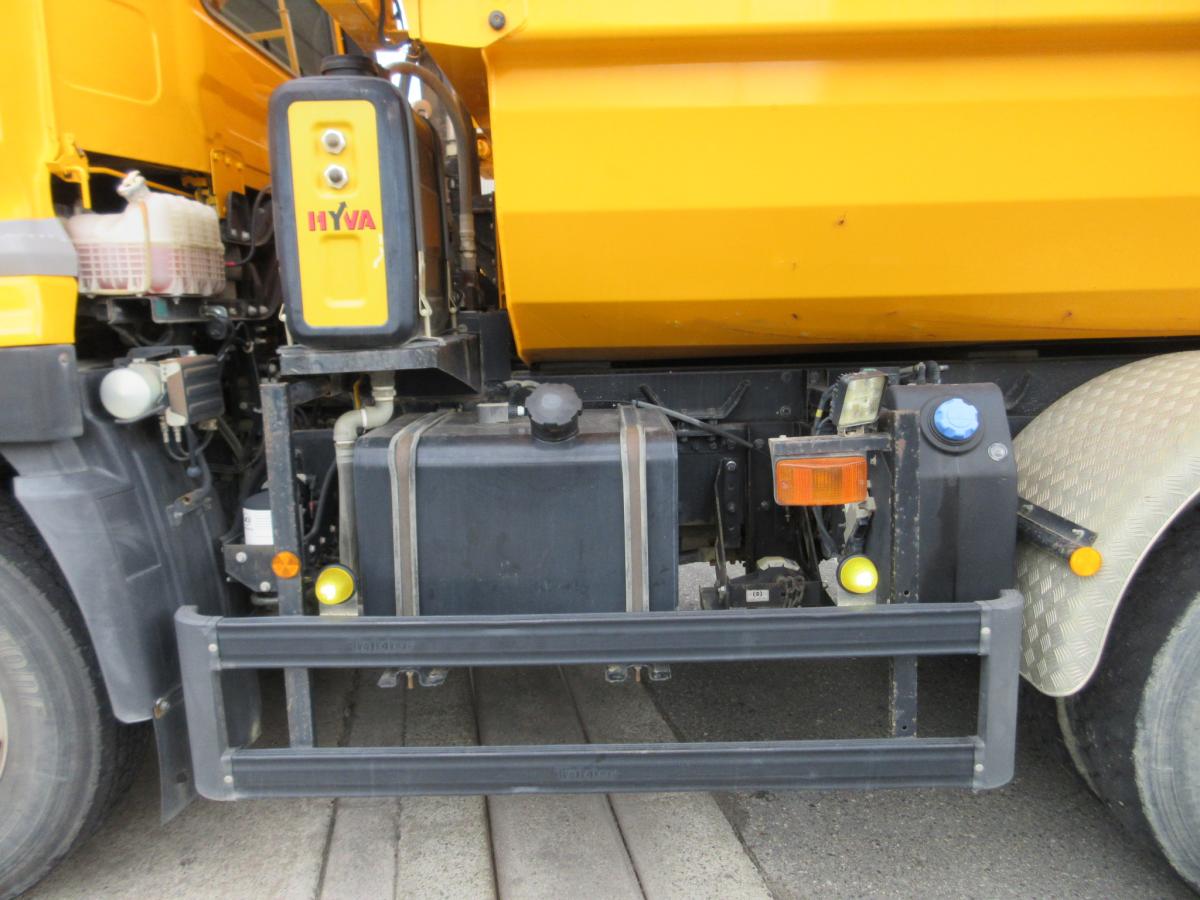 2PGクオン土砂ダンプ|中古トラックの販売・買取・査定のアイナビ