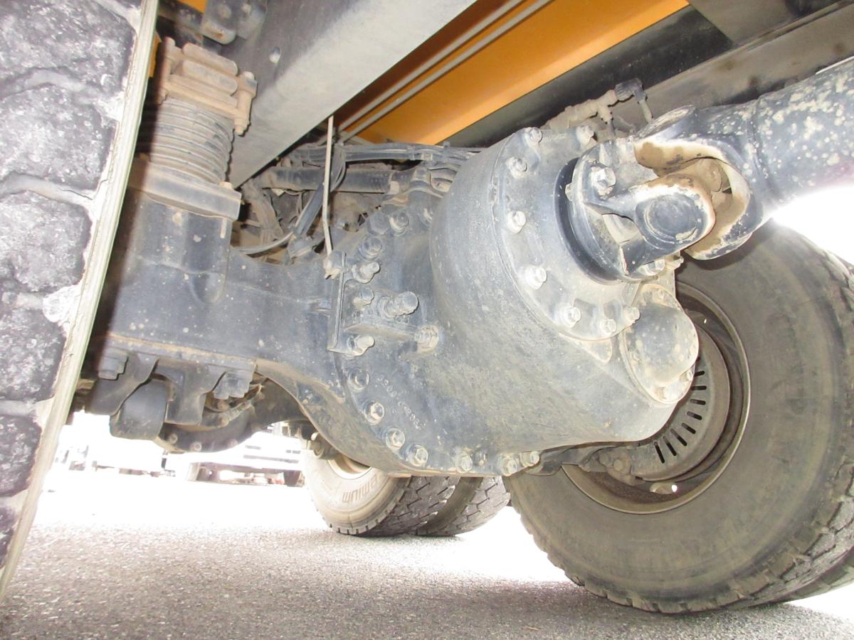 2PGクオン土砂ダンプ|中古トラックの販売・買取・査定のアイナビ