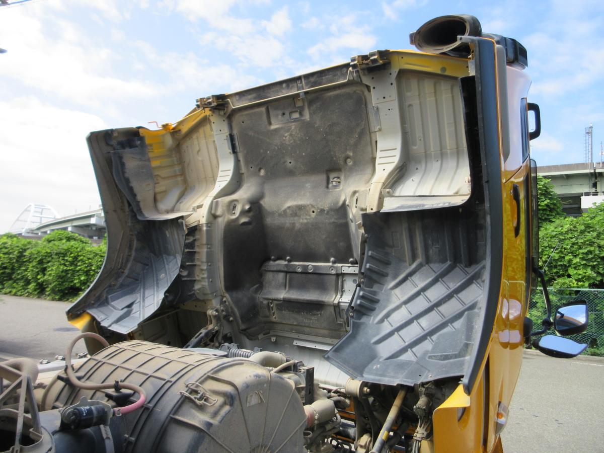 2PGクオン土砂ダンプ|中古トラックの販売・買取・査定のアイナビ