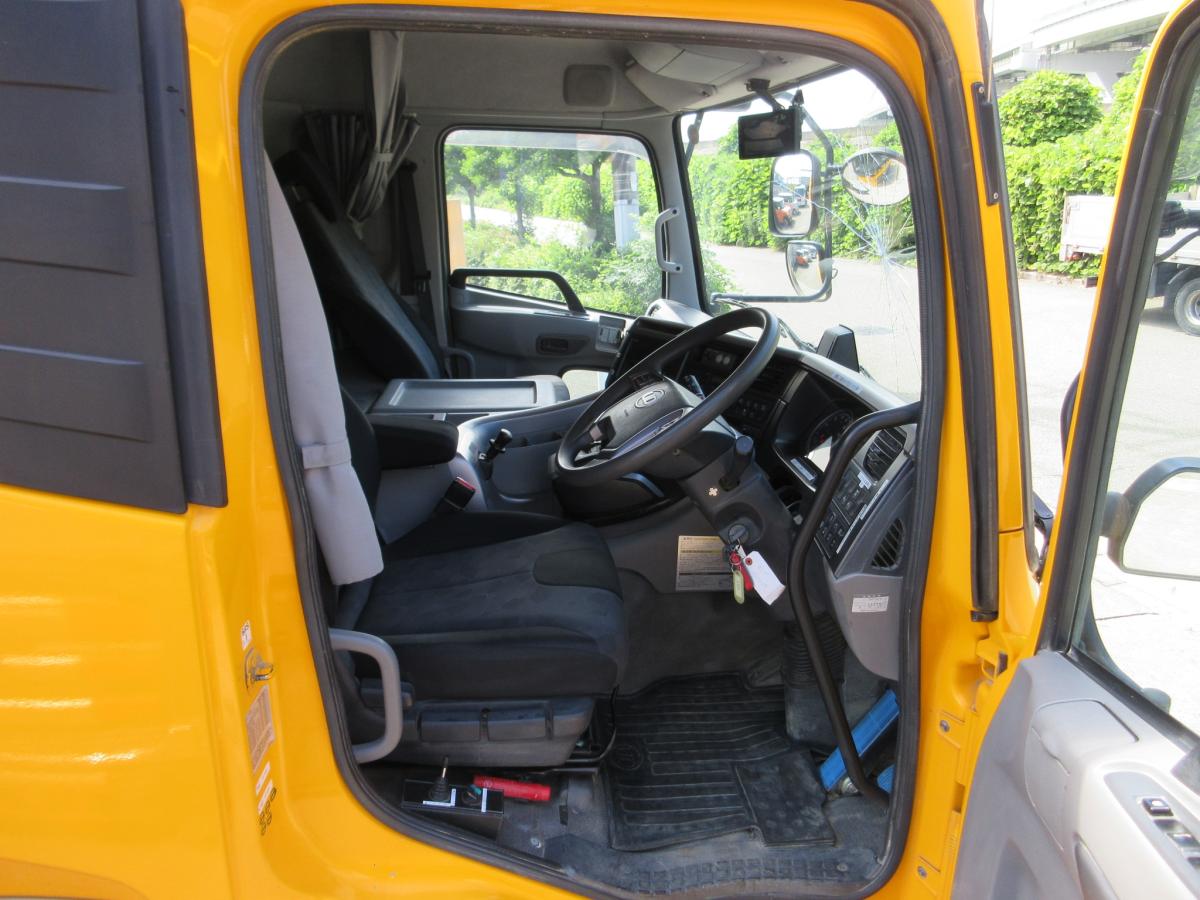 2PGクオン土砂ダンプ|中古トラックの販売・買取・査定のアイナビ