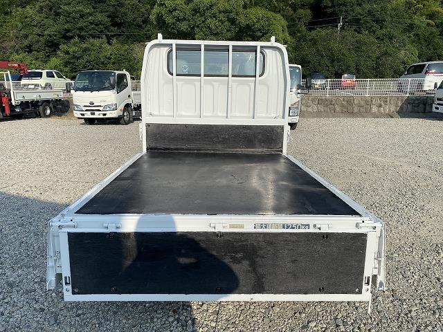 三菱ふそう 平ボディ キャンターガッツ|中古トラックの販売・買取・査定のアイナビ