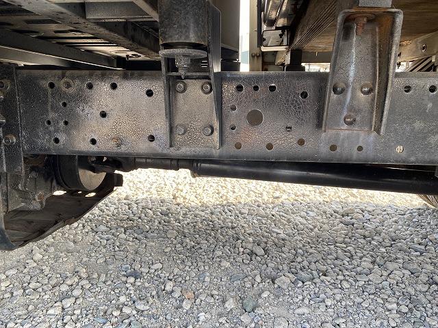 三菱ふそう 平ボディ キャンターガッツ|中古トラックの販売・買取・査定のアイナビ