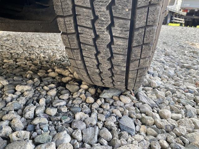 三菱ふそう 平ボディ キャンターガッツ|中古トラックの販売・買取・査定のアイナビ