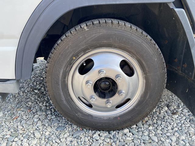 三菱ふそう 平ボディ キャンターガッツ|中古トラックの販売・買取・査定のアイナビ