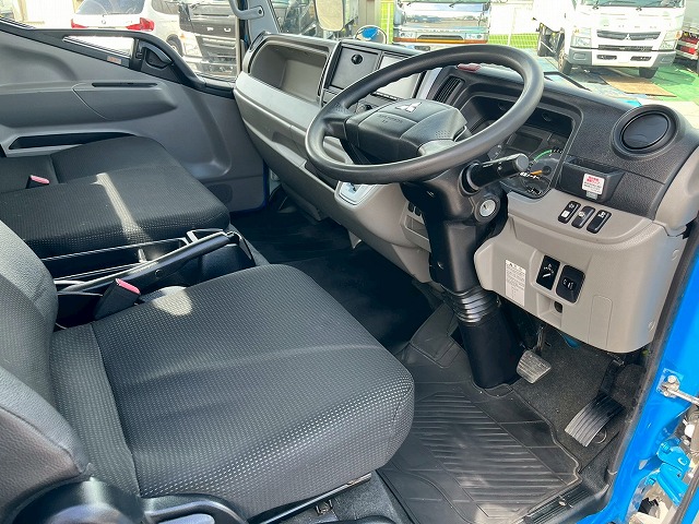 3トン積載★TADANO製・S-RIDE★フラットタイプ★ラジコン付き|中古トラックの販売・買取・査定のアイナビ