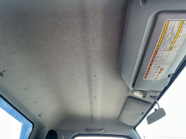 3トン積載★TADANO製・S-RIDE★フラットタイプ★ラジコン付き|中古トラックの販売・買取・査定のアイナビ