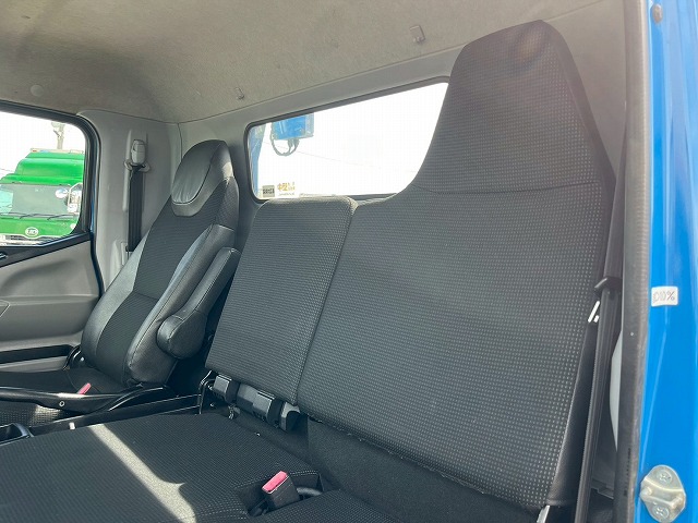 3トン積載★TADANO製・S-RIDE★フラットタイプ★ラジコン付き|中古トラックの販売・買取・査定のアイナビ