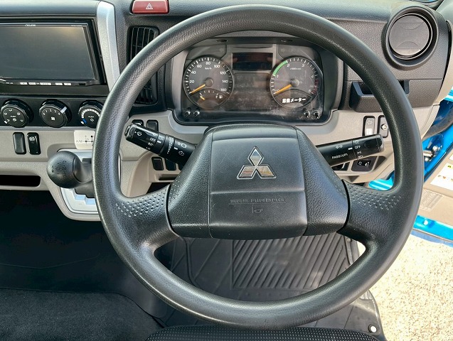 3トン積載★TADANO製・S-RIDE★フラットタイプ★ラジコン付き|中古トラックの販売・買取・査定のアイナビ