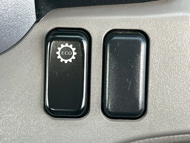 3トン積載★TADANO製・S-RIDE★フラットタイプ★ラジコン付き|中古トラックの販売・買取・査定のアイナビ