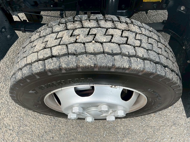 3トン積載★TADANO製・S-RIDE★フラットタイプ★ラジコン付き|中古トラックの販売・買取・査定のアイナビ