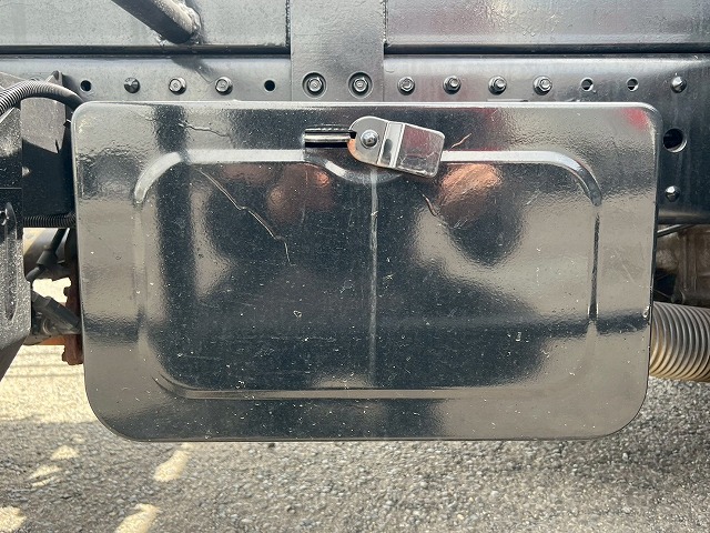 3トン積載★TADANO製・S-RIDE★フラットタイプ★ラジコン付き|中古トラックの販売・買取・査定のアイナビ