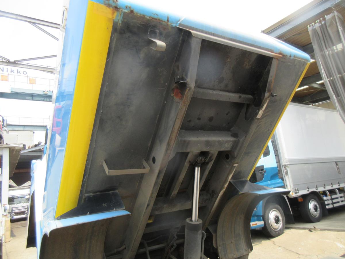 車検付き中型コンドルパッカー車|中古トラックの販売・買取・査定のアイナビ