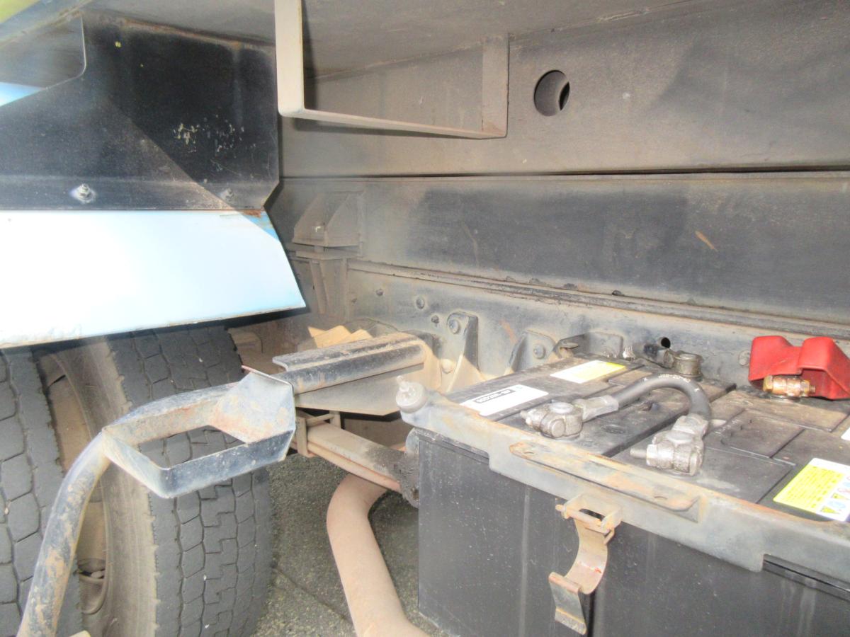 車検付き中型コンドルパッカー車|中古トラックの販売・買取・査定のアイナビ