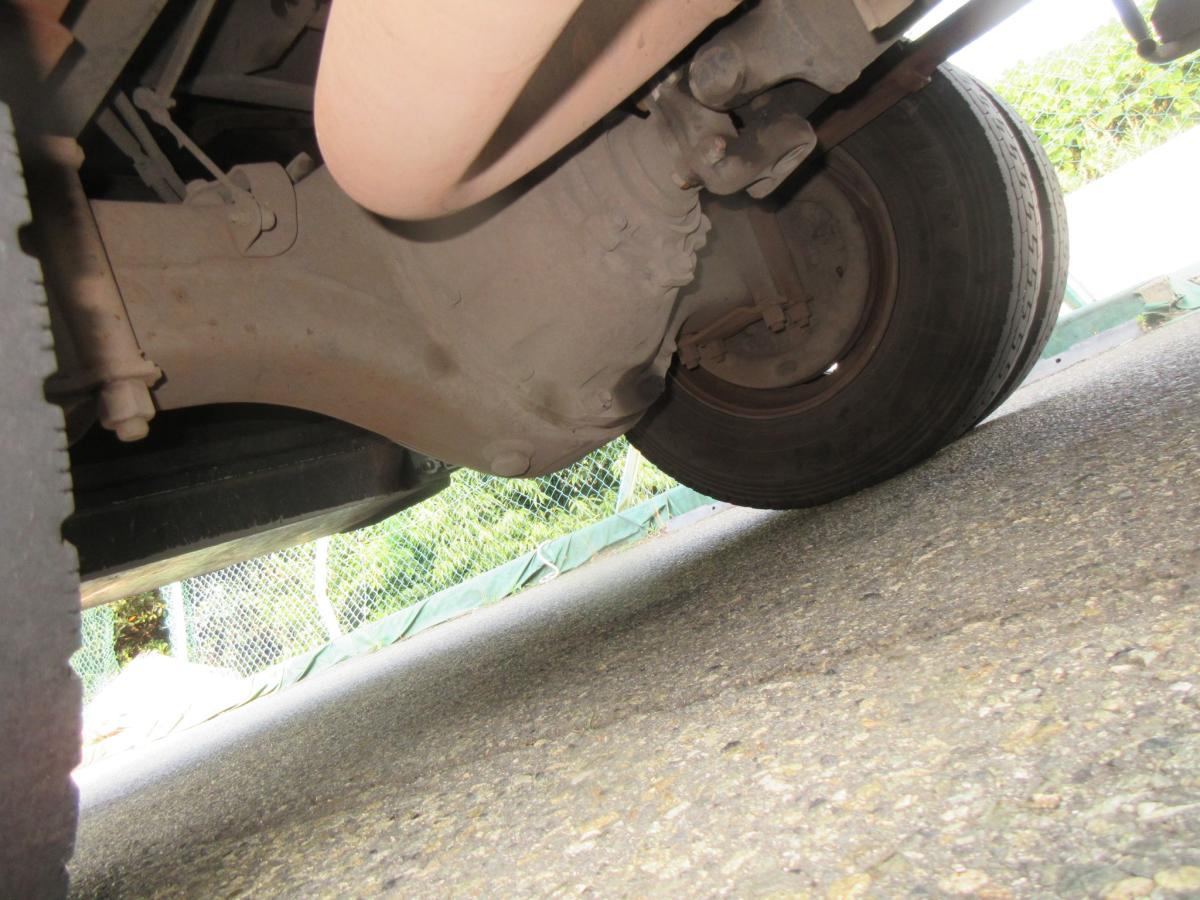 車検付き中型コンドルパッカー車|中古トラックの販売・買取・査定のアイナビ