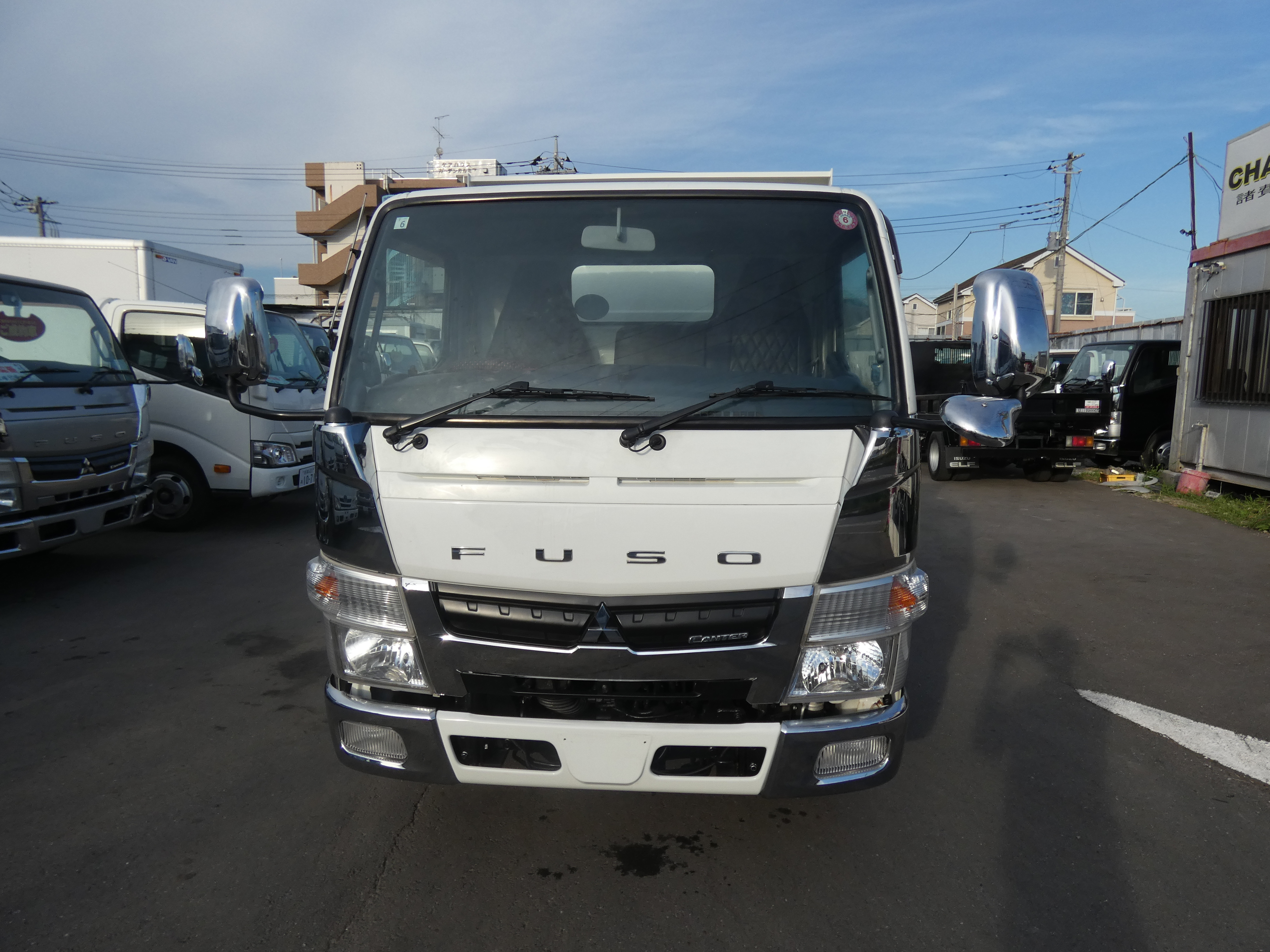 キャンター　2トン　ダンプ　ETC　250731|中古トラックの販売・買取・査定のアイナビ
