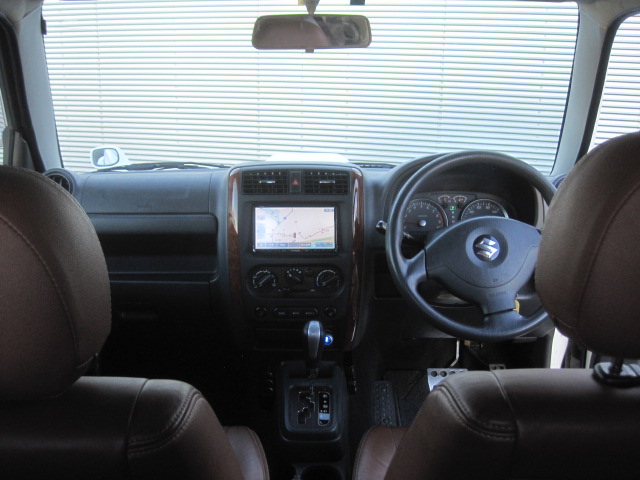 H17スズキジムニーリフトアップ改造多数|中古トラックの販売・買取・査定のアイナビ