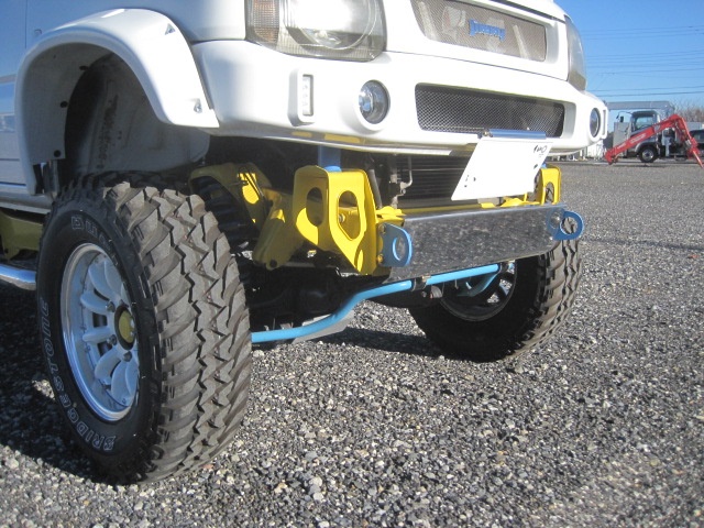 H17スズキジムニーリフトアップ改造多数|中古トラックの販売・買取・査定のアイナビ