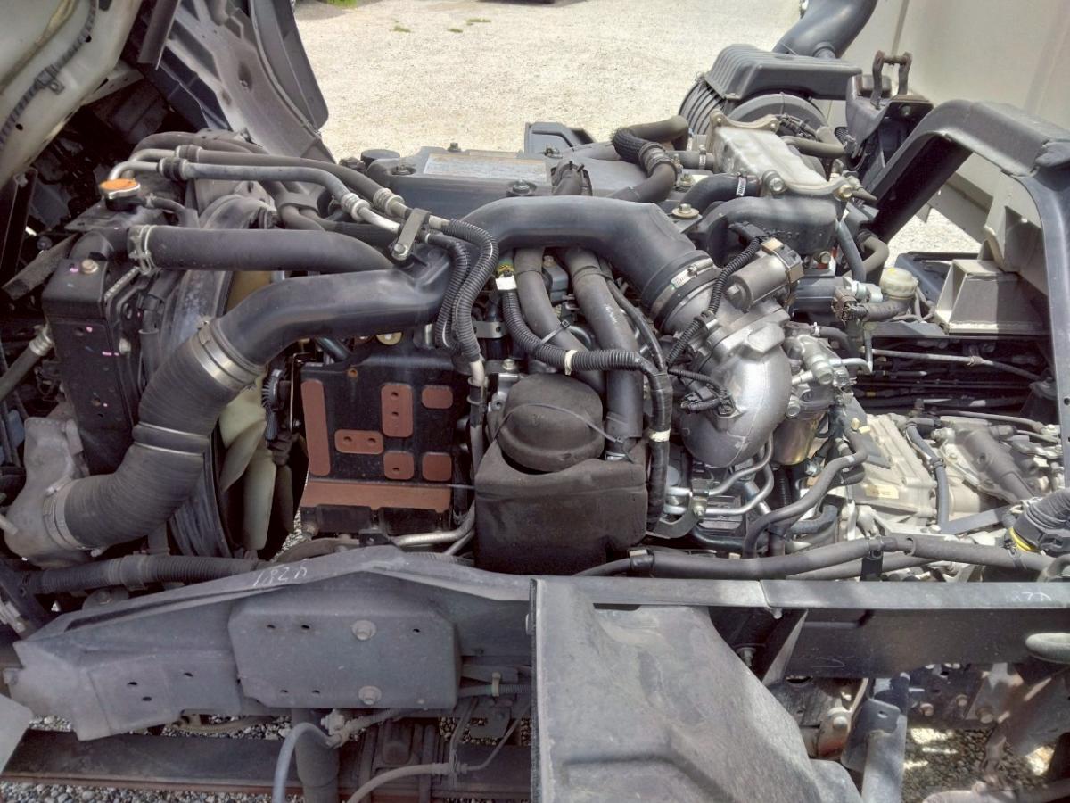 H30年 いすゞフォワード2.45tPG付アルミウィング|中古トラックの販売・買取・査定のアイナビ