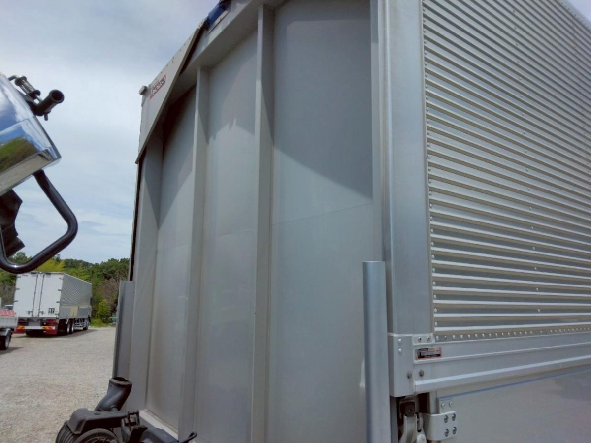 H30年 いすゞフォワード2.45tPG付アルミウィング|中古トラックの販売・買取・査定のアイナビ