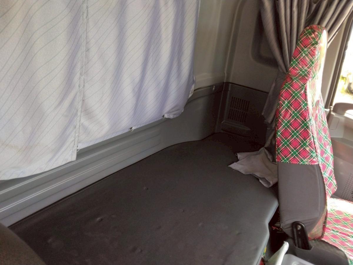 H30年 いすゞフォワード2.45tPG付アルミウィング|中古トラックの販売・買取・査定のアイナビ