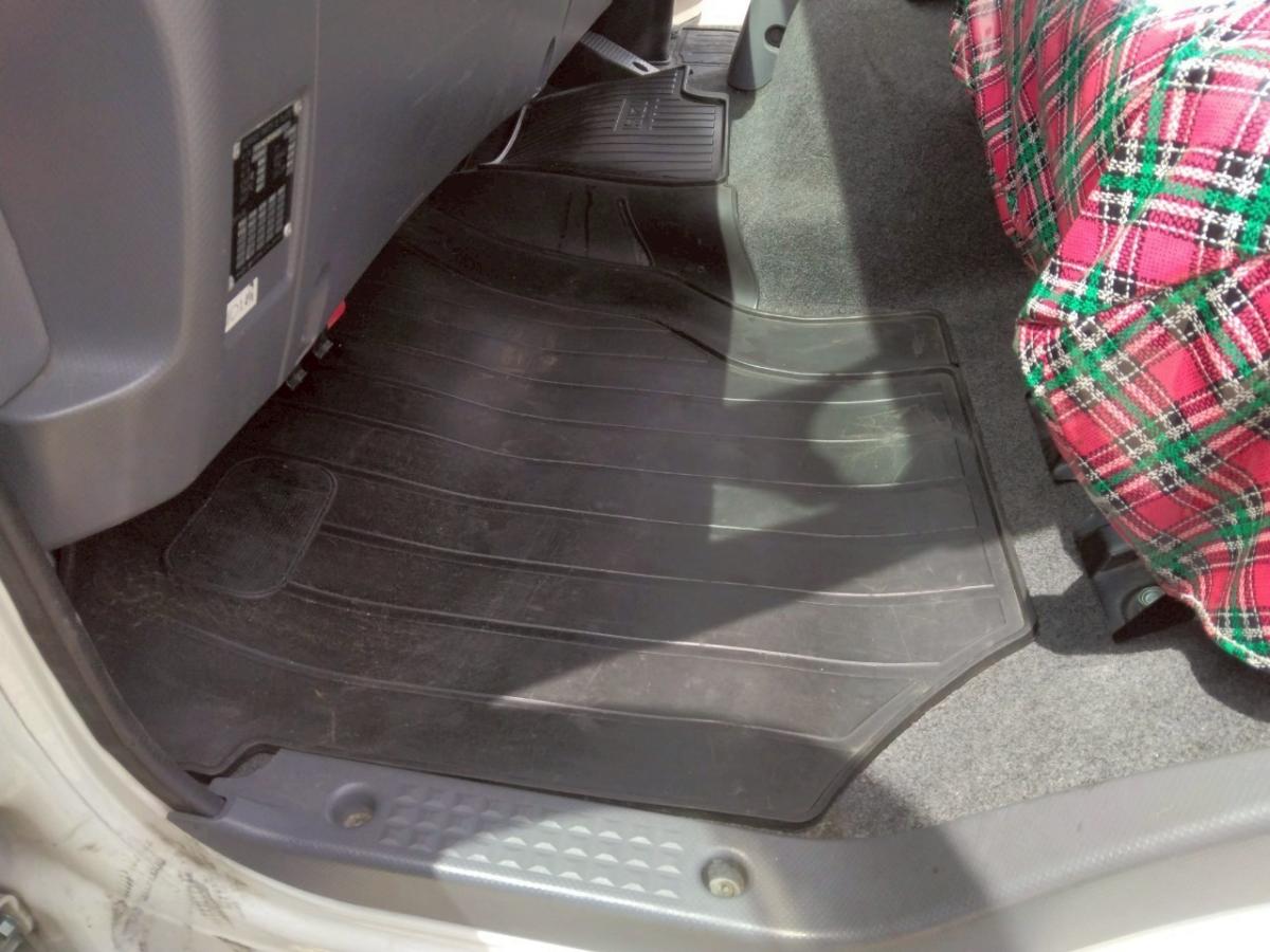 H30年 いすゞフォワード2.45tPG付アルミウィング|中古トラックの販売・買取・査定のアイナビ