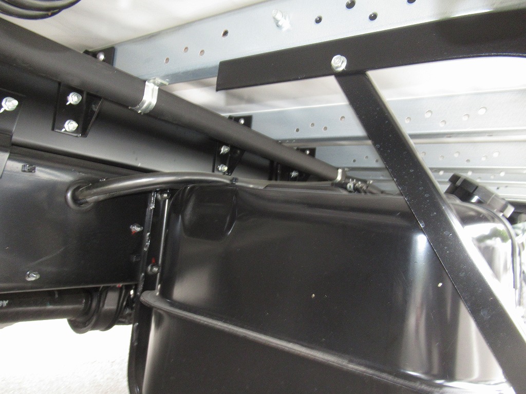 ファイター 240PS 6200 ワイド エアサス 6速 パブコ 未使用|中古トラックの販売・買取・査定のアイナビ