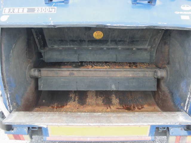 4T パッカー車 回転式 ダンプ式 塵芥車 フジマイティ8立米|中古トラックの販売・買取・査定のアイナビ