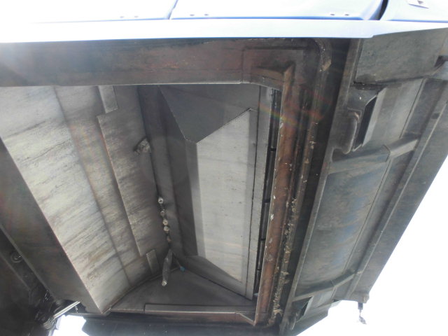 4T パッカー車 回転式 ダンプ式 塵芥車 フジマイティ8立米|中古トラックの販売・買取・査定のアイナビ