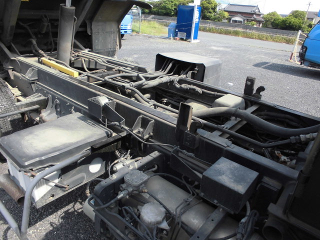 4T パッカー車 回転式 ダンプ式 塵芥車 フジマイティ8立米|中古トラックの販売・買取・査定のアイナビ