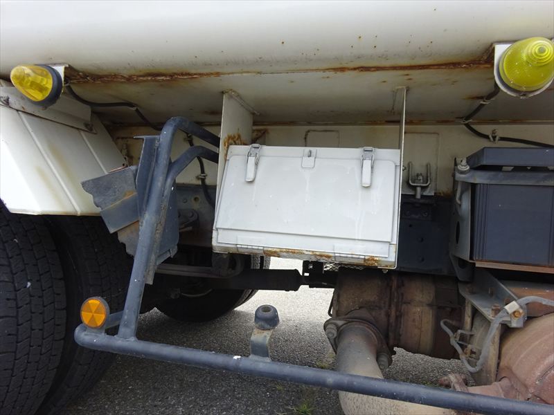 プレス 8.6㎥ 新明和|中古トラックの販売・買取・査定のアイナビ