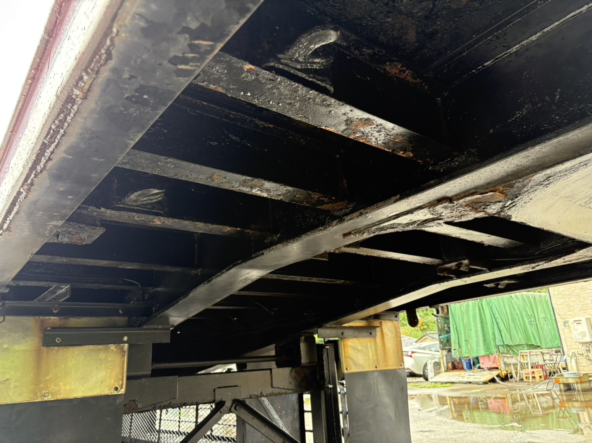 H22年式、東急、セミトレーラ 2デフ引き|中古トラックの販売・買取・査定のアイナビ