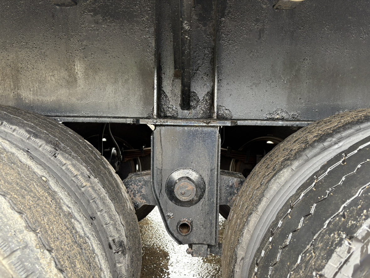 H22年式、東急、セミトレーラ 2デフ引き|中古トラックの販売・買取・査定のアイナビ