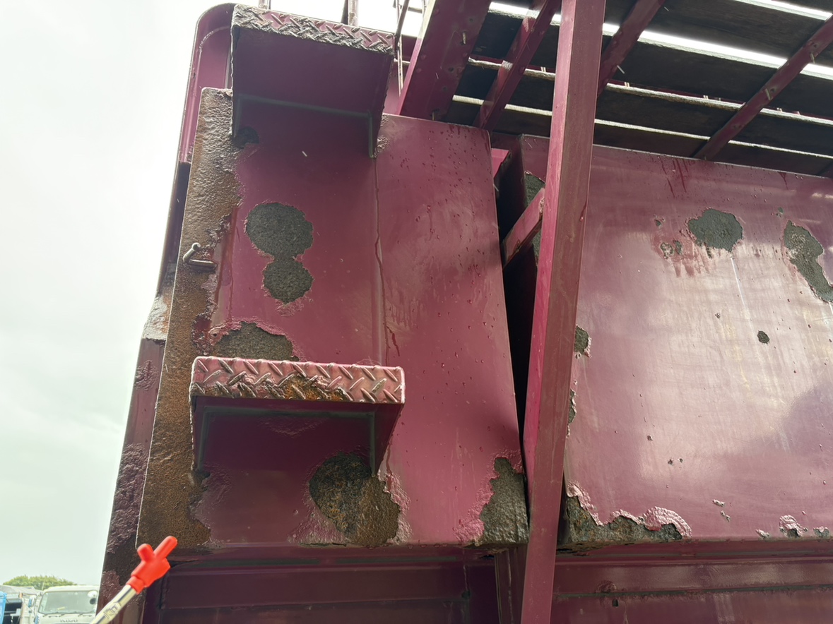 H22年式、東急、セミトレーラ 2デフ引き|中古トラックの販売・買取・査定のアイナビ