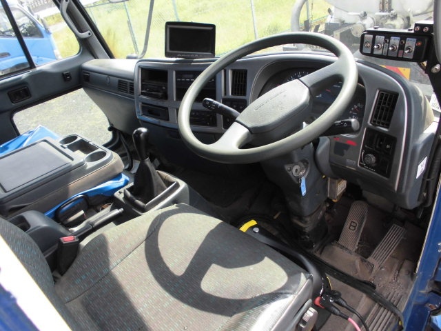 4T パッカー車 回転式 ダンプ式 塵芥車 フジマイティ8立米|中古トラックの販売・買取・査定のアイナビ