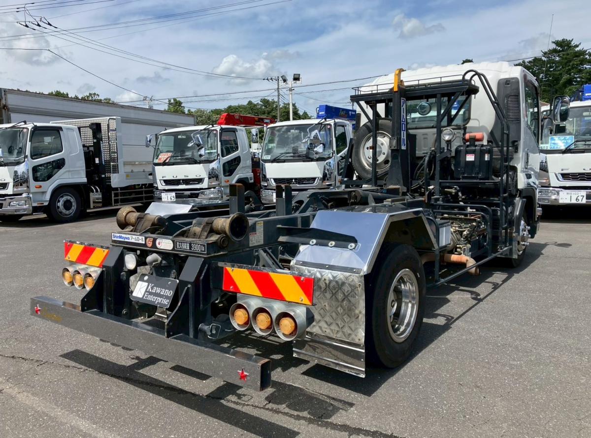 ☆H27 アームロール 4t標準 ツインホイスト リアジャッキ|中古トラックの販売・買取・査定のアイナビ