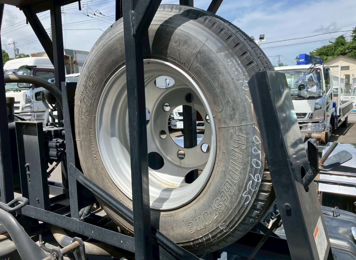 ☆H27 アームロール 4t標準 ツインホイスト リアジャッキ|中古トラックの販売・買取・査定のアイナビ