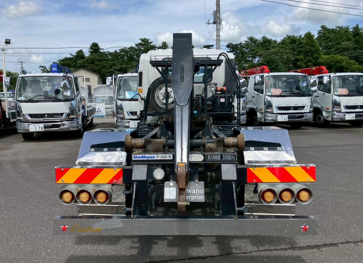 ☆H27 アームロール 4t標準 ツインホイスト リアジャッキ|中古トラックの販売・買取・査定のアイナビ