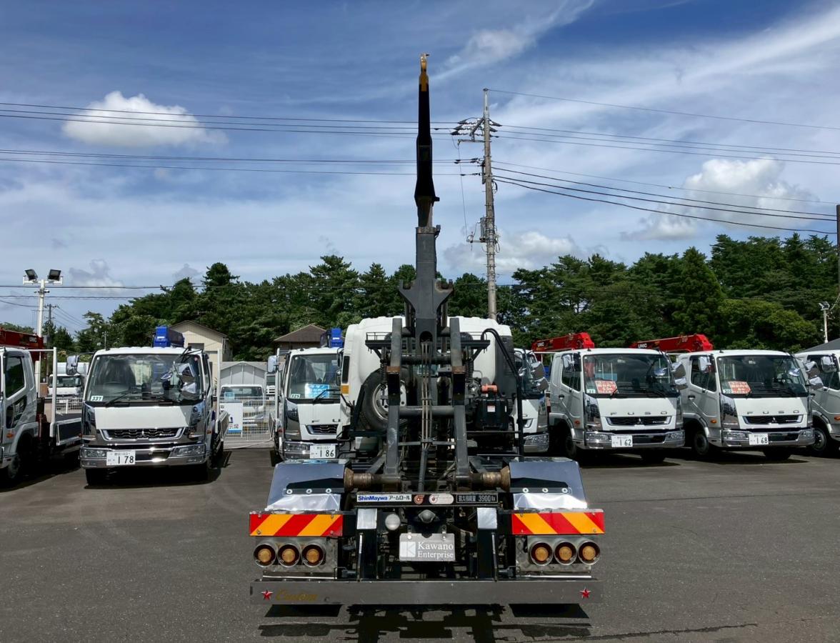 ☆H27 アームロール 4t標準 ツインホイスト リアジャッキ|中古トラックの販売・買取・査定のアイナビ