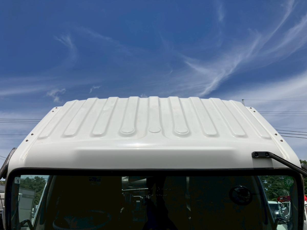 ☆H27 アームロール 4t標準 ツインホイスト リアジャッキ|中古トラックの販売・買取・査定のアイナビ