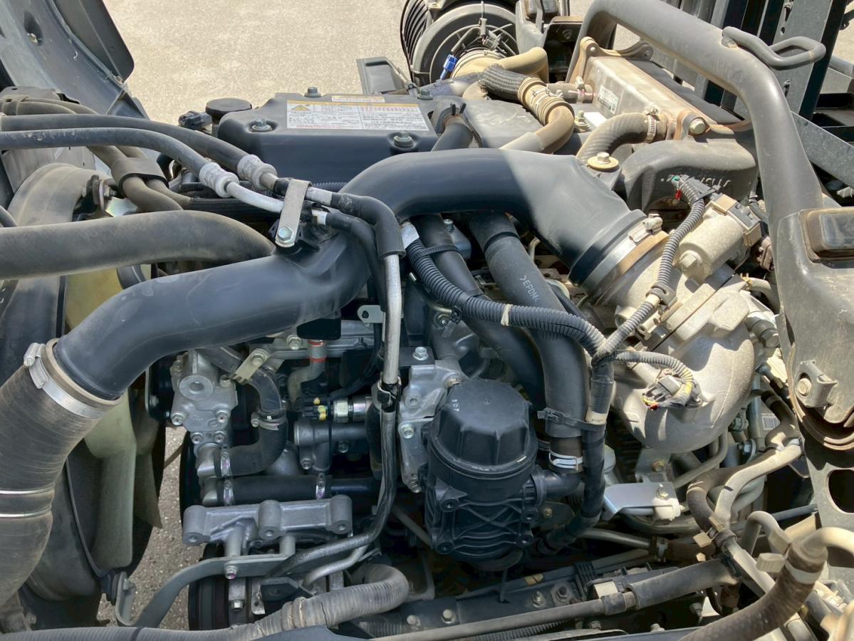 ☆H27 アームロール 4t標準 ツインホイスト リアジャッキ|中古トラックの販売・買取・査定のアイナビ