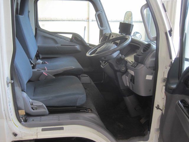 H25式三菱キャンター標準ロング内高230アルミバン4WD4駆|中古トラックの販売・買取・査定のアイナビ