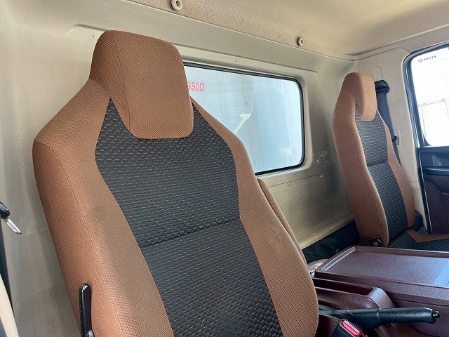 -30℃低温設定★格納式パワーゲート★左スライド扉★3.05トン|中古トラックの販売・買取・査定のアイナビ